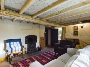 Lounge- click for photo gallery